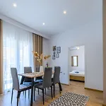 La Maison * Λιμενάρια