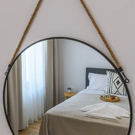 La Maison *