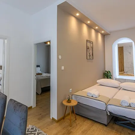 Apartman La Maison Limenária
